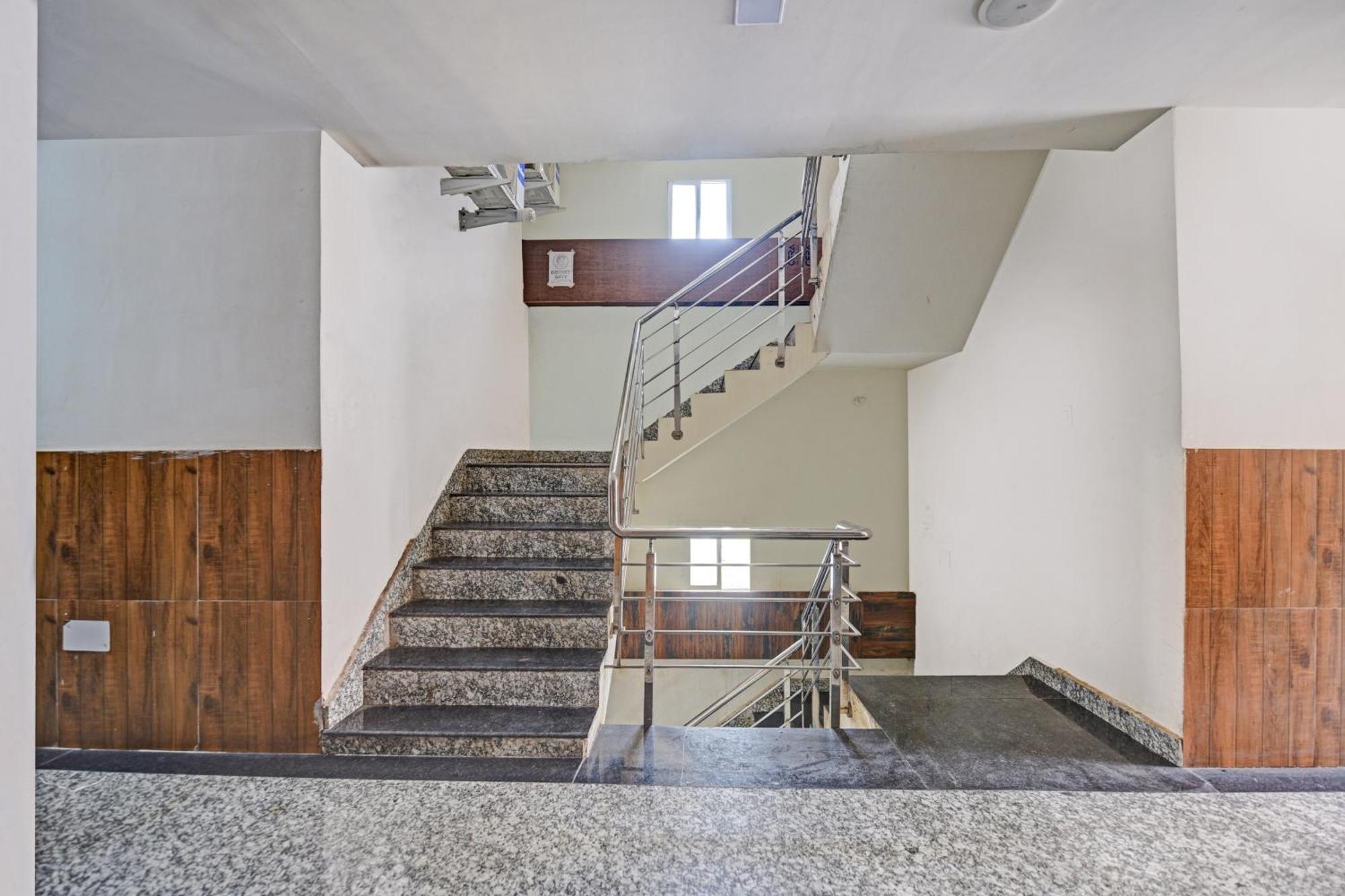 Hotel O Oxy Shivani Residency Ranchi Exterior photo